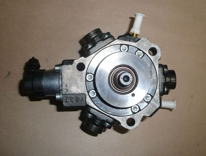 Pompa wtryskowa Renault Laguna III 2.0 Dci