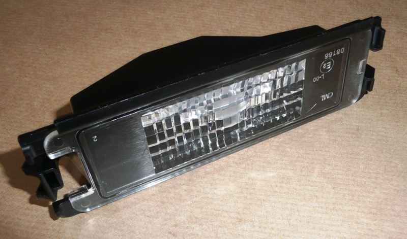 Lampa tablicy rejestracyjnej Dacia Logan Dacia Sandero