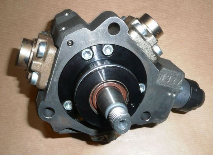 Pompa wtryskowa Renault Master II 2.5 Dci