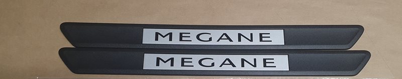 Listwa progu Oryginał Renault Megane IV