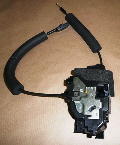 Zamek drzwi Renault Laguna III tył prawy