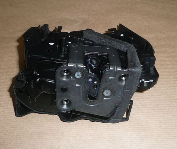 Zamek drzwi Renault Megane IV prawy tył