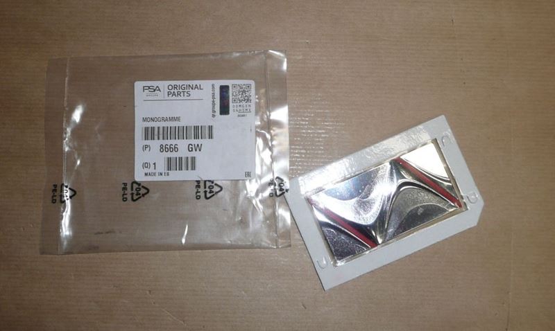 Emblemat Citroen DS3