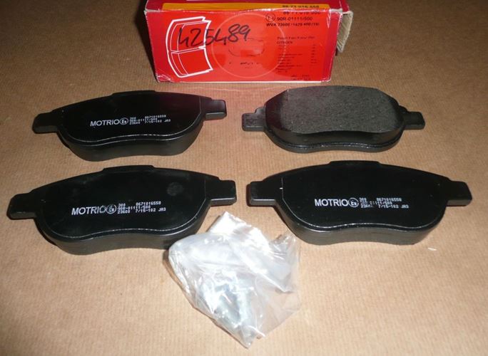 Klocki hamulcowe Citroen C4 Peugeot 307 1.4 1.6i BSC