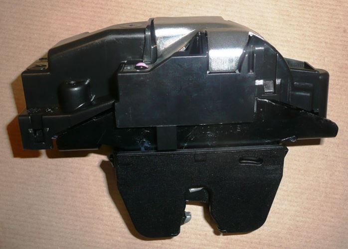 Zamek bagażnika Citroen C5 III, Berlingo III
