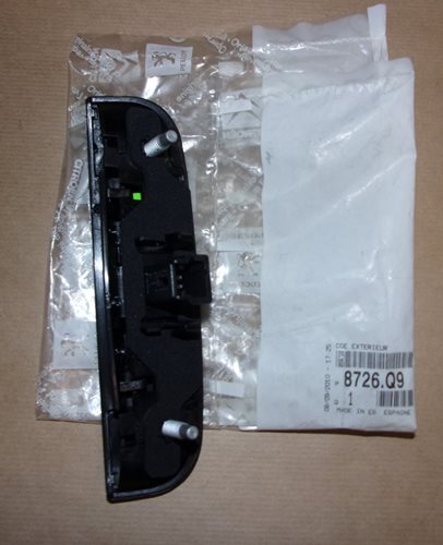 Uchwyt bagażnika Citroen C4 Picasso