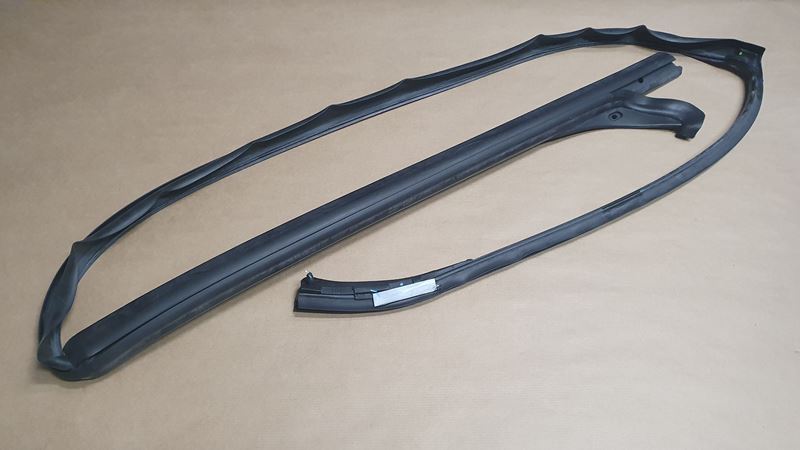 Uszczelka Dachu Prawa Peugeot 406