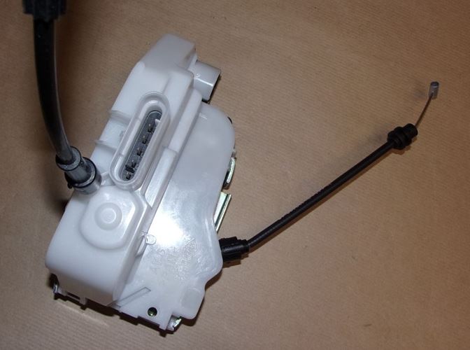 Zamek drzwi Citroen C3 Pluriel przód lewy