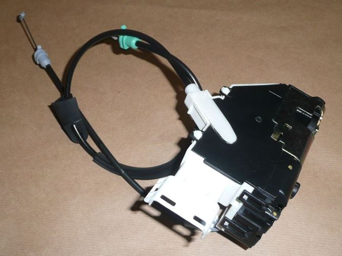 Zamek drzwi Citroen C4 przód prawy