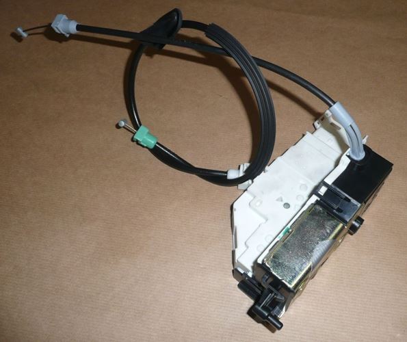 Zamek drzwi Citroen C4 przód prawy