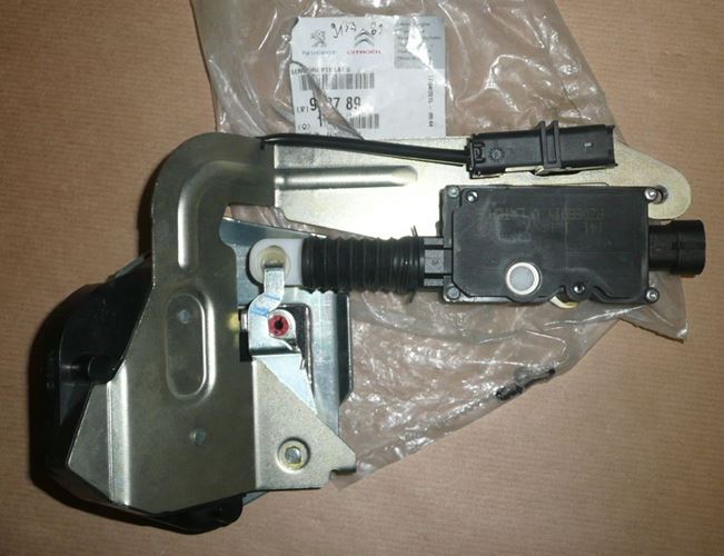 Zamek drzwi Citroen C8 Peugeot 807 tył przesuwne