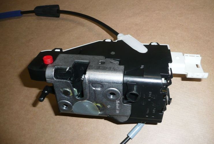 Zamek drzwi Citroen C4 tył lewy