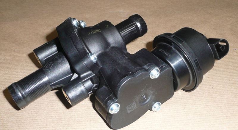 Obudowa termostatu Renault Alaskan Master III