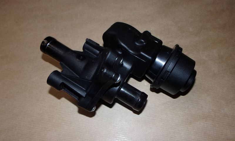 Obudowa termostatu Renault Alaskan Master III