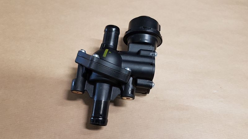 Obudowa termostatu Renault Master III 2.3 Dci