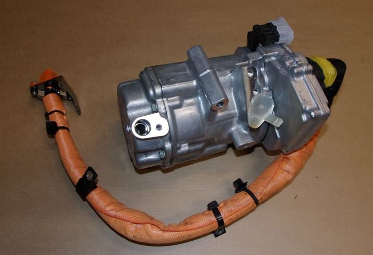 Kompresor sprężarka klimatyzacji Renault Megane IV hybryda