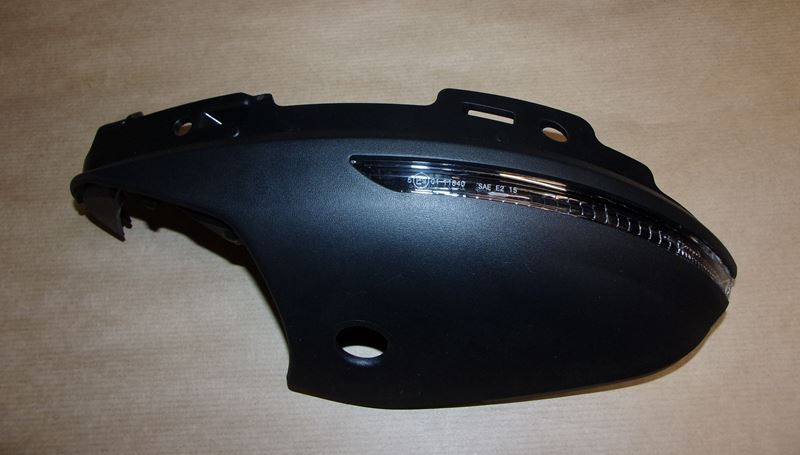 Lampka kierunkowskazu Renault Megane IV lewa