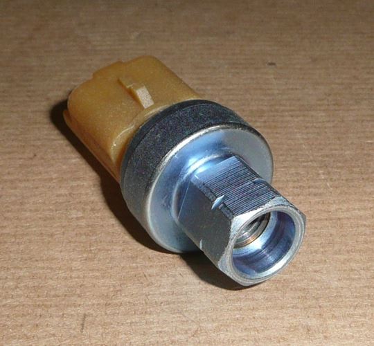Czujnik ciśnienia klimatyzacji Citroen C2 C5 C8 Peugeot 207 307