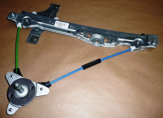 Podnośnik szyby elektryczny Peugeot 208 2008 lewy tył