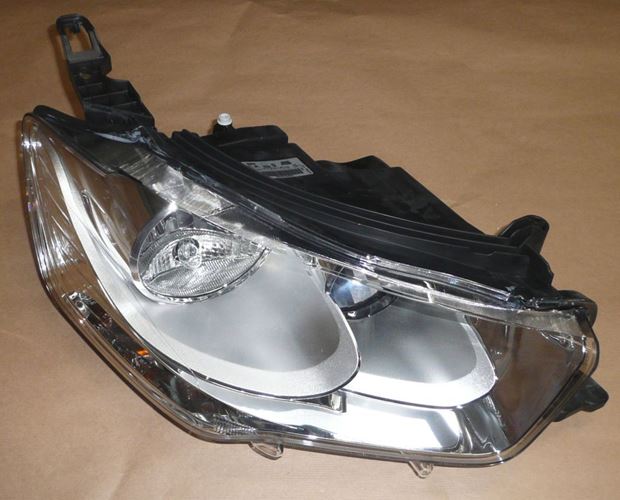 Reflektor Citroen C-Elysee prawy