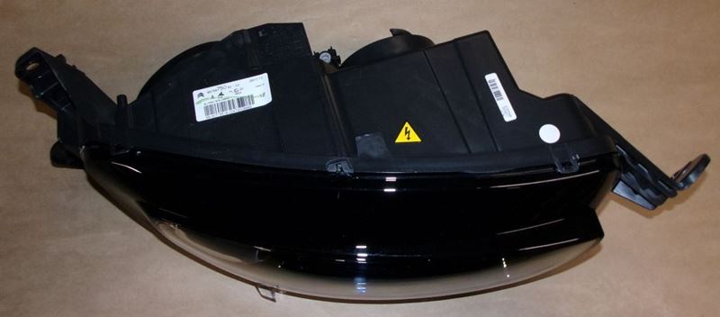 Reflektor Citroen C4 Picasso hatchback prawy