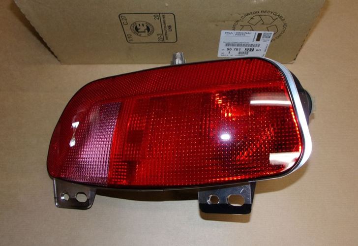 Lampa tylna Citroen C4 II lewa