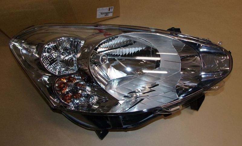 Reflektor Peugeot Partner III prawy