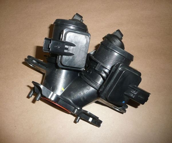 Dozownik powietrza Citroen C5 III Peugeot 308 2.0 HDI