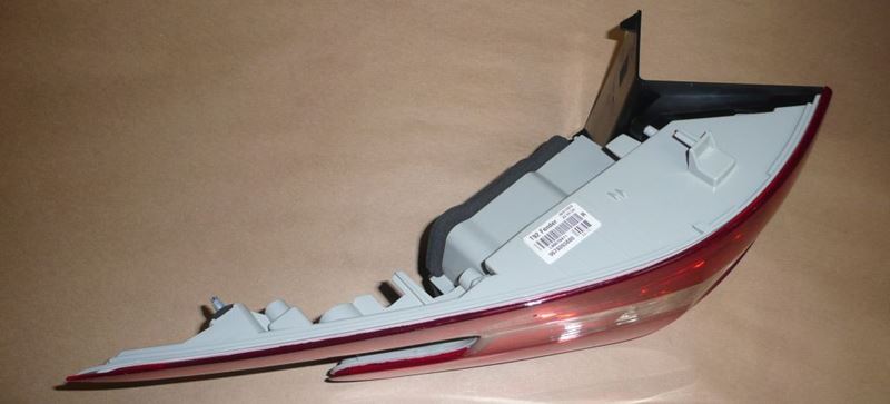 Lampa tylna Peugeot 308 prawa