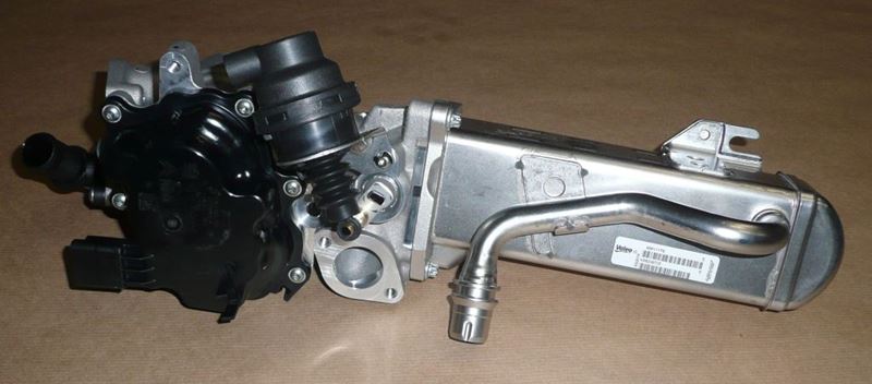 Zawór EGR Citroen C5 III Peugeot 508 2.2 HDi
