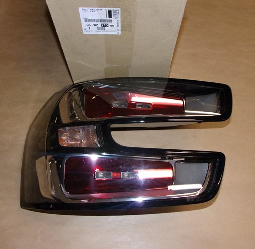 Lampa tylna Citroen C4 Grand Picasso II lewa