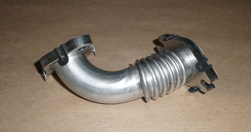 Przewód EGR Citroen C4 Citroen C5 (X7) Peugeot 308 Peugeot 508 Peugeot 3008