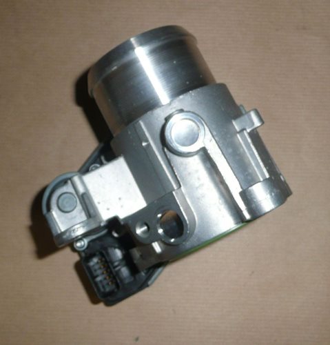 Przepustnica Citroen C5 II III Peugeot 407