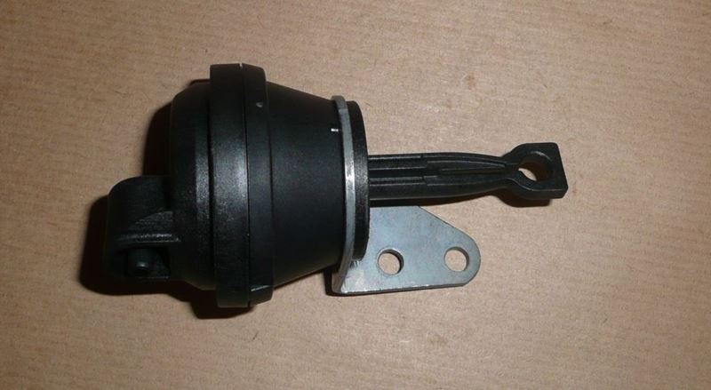 Siłownik EGR Citroen C4 C5 X7 Peugeot 308 508 3008
