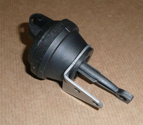 Siłownik EGR Citroen C4 C5 X7 Peugeot 308 508 3008