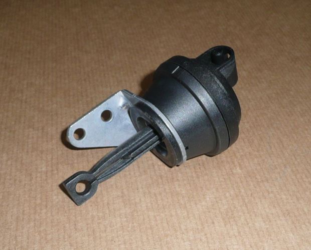 Siłownik EGR Citroen C4 C5 X7 Peugeot 308 508 3008