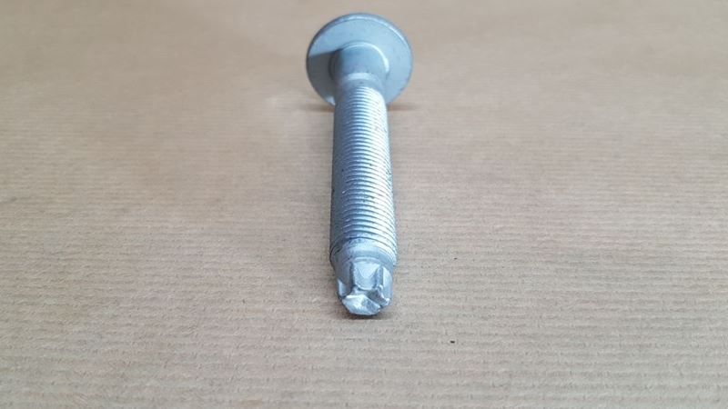 Śruba M14x150