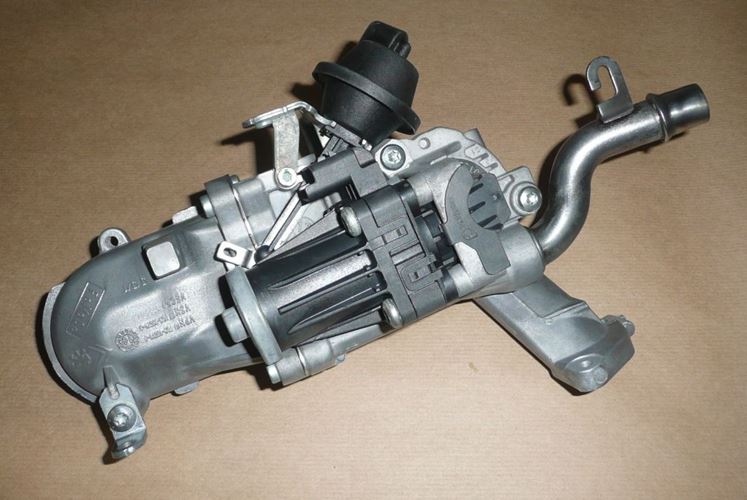 Zawór EGR i chłodnica Citroen C5 (X7) 1.6 HDi