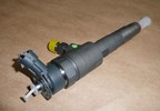 Wtryskiwacz Citroen Berlingo Peugeot 208 301 1.6 Blue Hdi