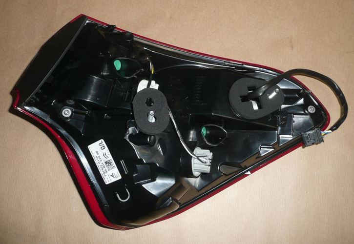 Lampa tylna Citroen DS5 lewa