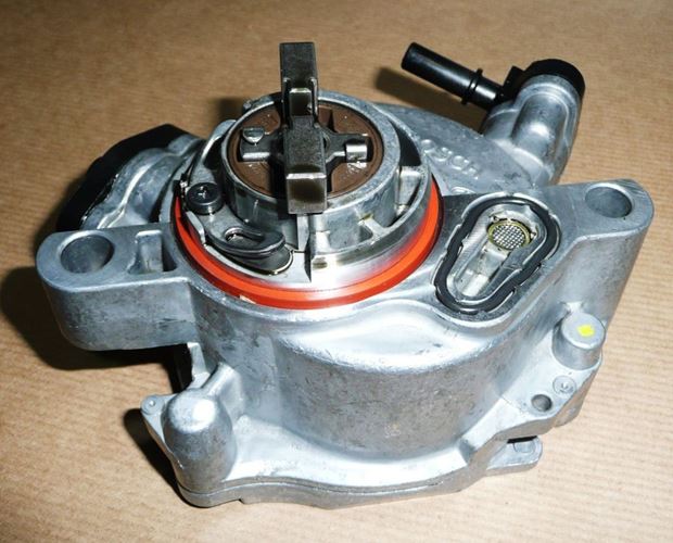 Pompa Vacum Citroen Berlingo Peugeot 206+ 207 1.6 Hdi