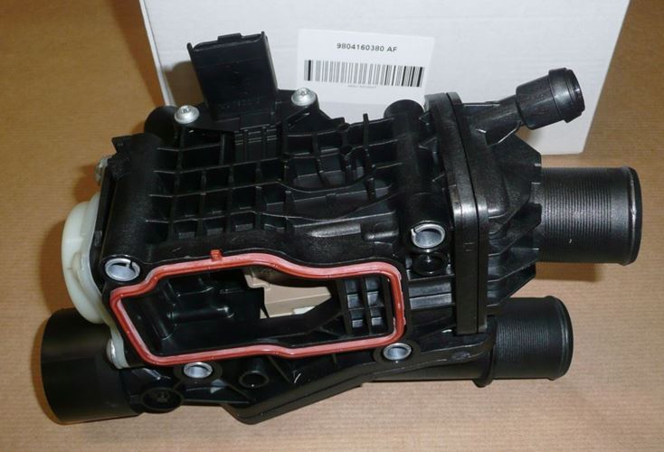 Obudowa termostatu Citroen C4 C5 X7 Peugeot 508