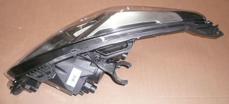 Reflektor Peugeot 5008 I 3008 I prawy