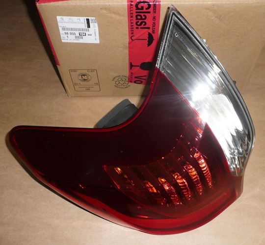 Lampa tylna Peugeot 3008 prawa