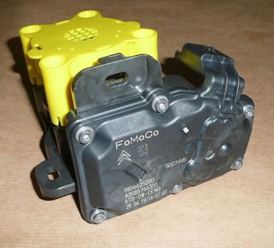 Przepustnica Citroen C4 C5 X7 Peugeot 308 508