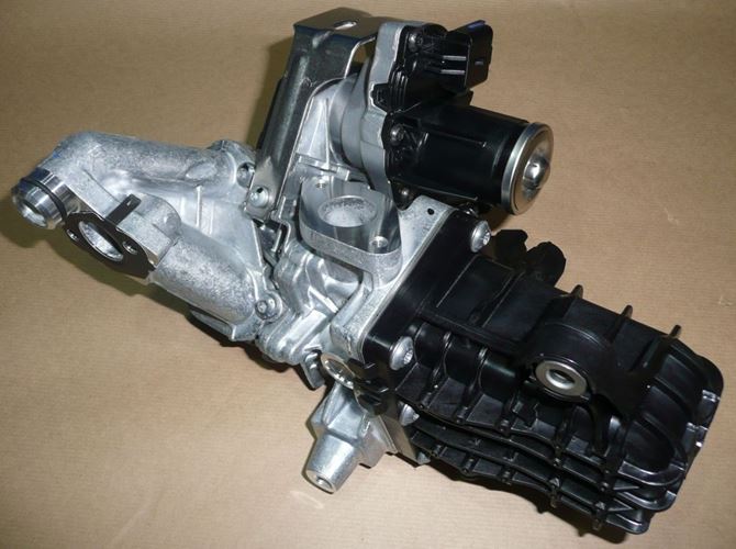 Zawór EGR Citroen C4 C5 Peugeot 308 508 3008 2.0 HDi