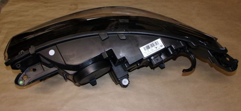 Reflektor Citroen C4 DS4 prawy