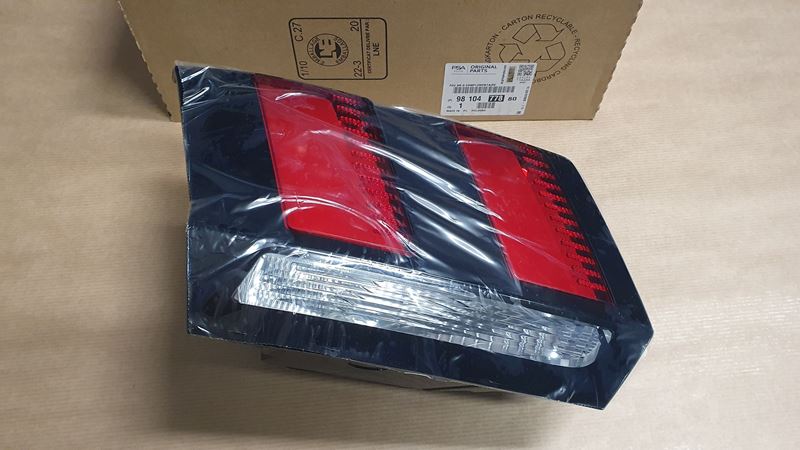 Lampa Tylna Lewa LED Oryginał Peugeot 3008 II