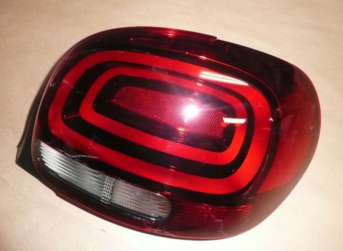 Lampa tylna Citroen C3 III prawa