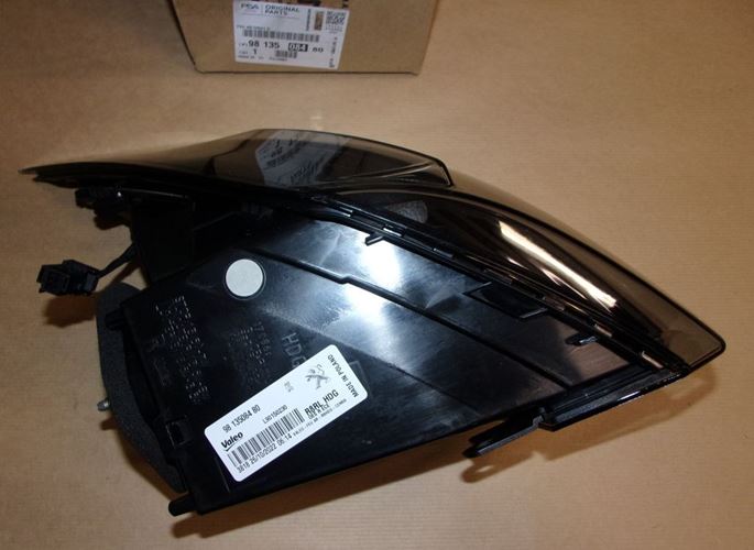 Lampa tylna Peugeot 508 III prawa